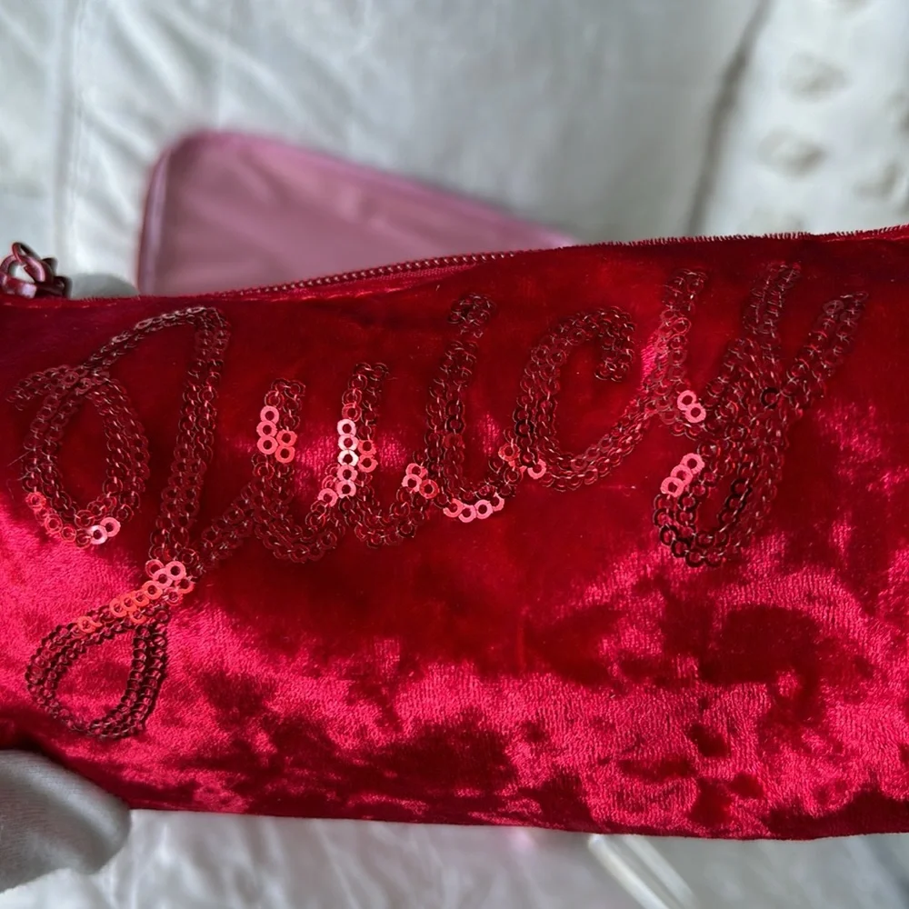 🔥❤️Juicy Couture red velour travel bag  set NWT
